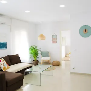 malagueta-beach-apartment.1costadelsol.com/